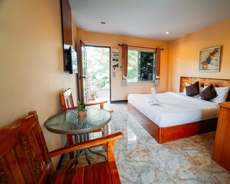 Phoemphoon 2 Hotel - Nan - Schlafzimmer
