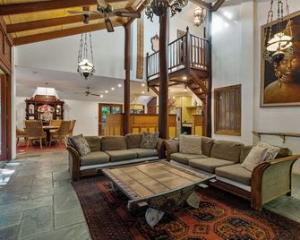 ذا جاردن بوريس - بيرون باي - ردهة