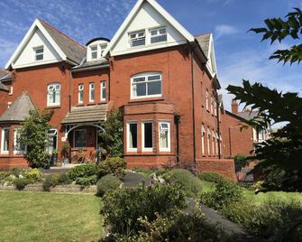 The Old School House - Lytham St. Annes - Edificio