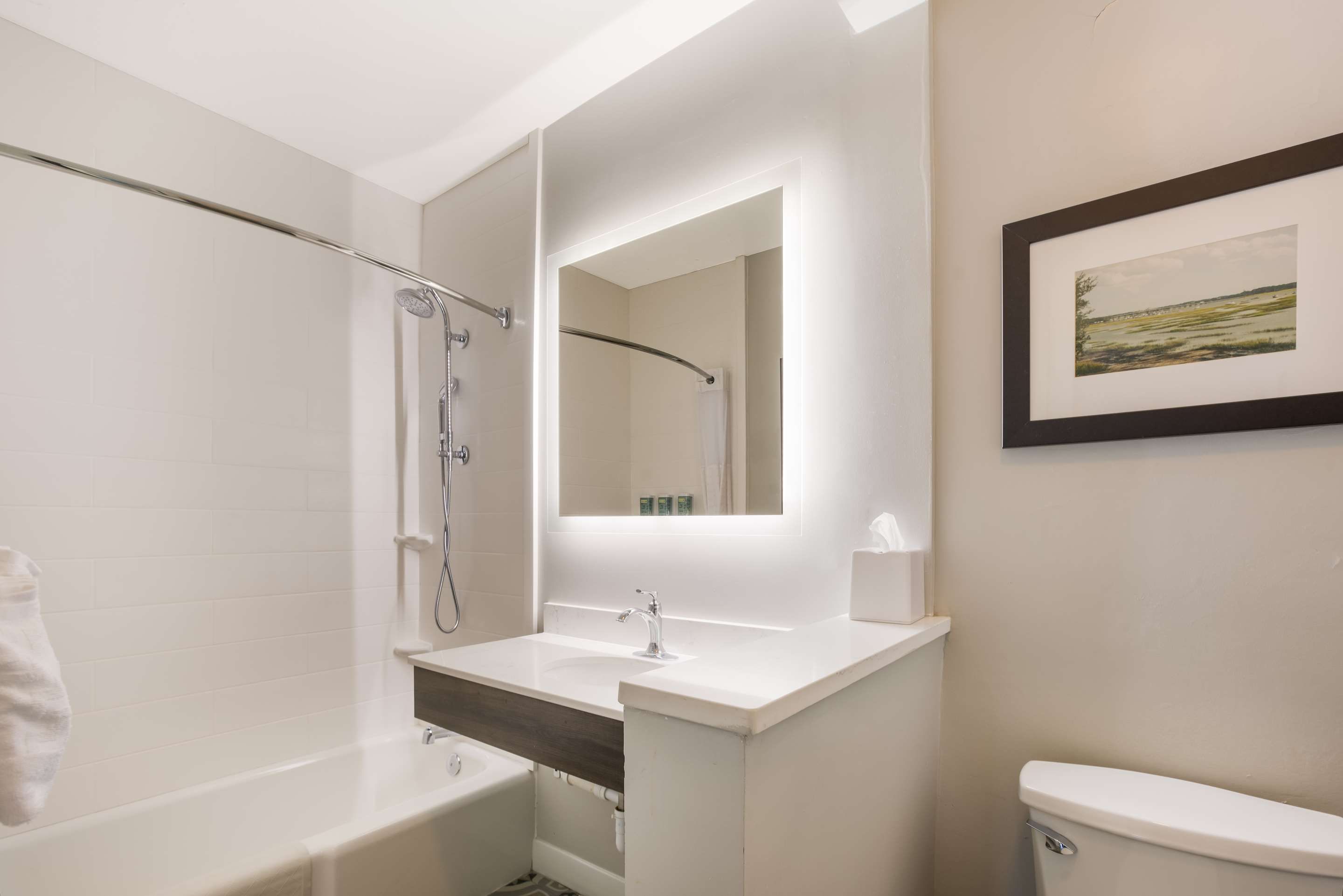 Bathroom view of Best Western Sea Island Inn