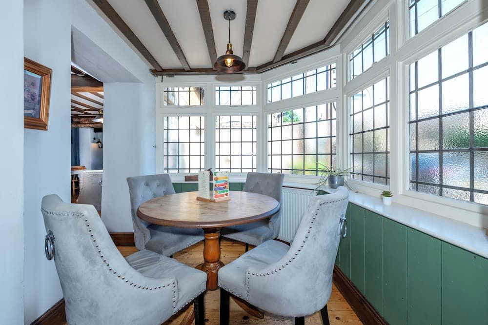 ذي أولد فيسانت هوتل - أوكهام - غرفة طعام