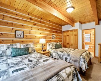 Fore Seasons Cottage at Garland Resort : Thanksgiving at Garland Resort - Lewiston - Habitación