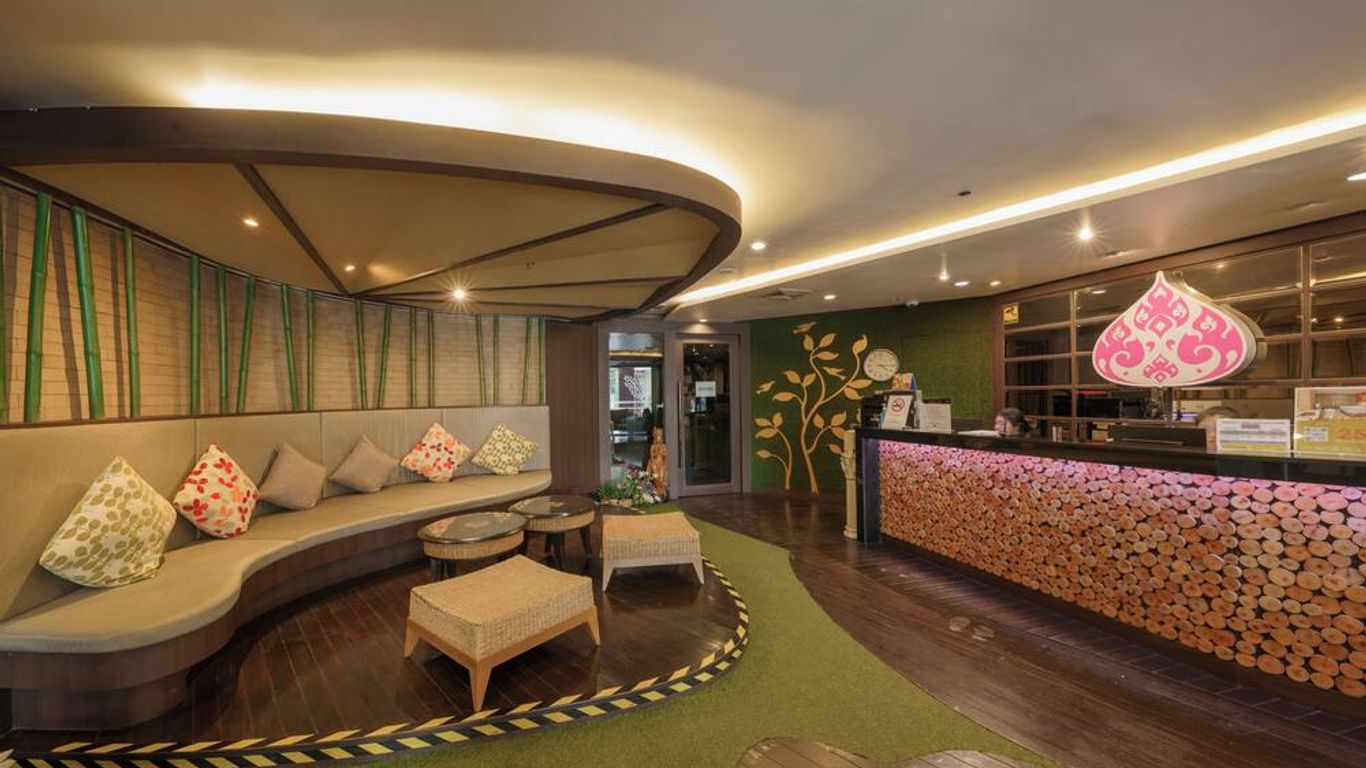 Jolly Suites&Spa Petkasem