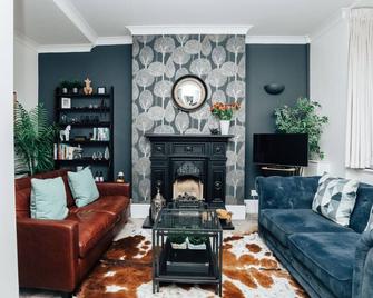 Central Hidden Gem - Henley-on-Thames - Living room