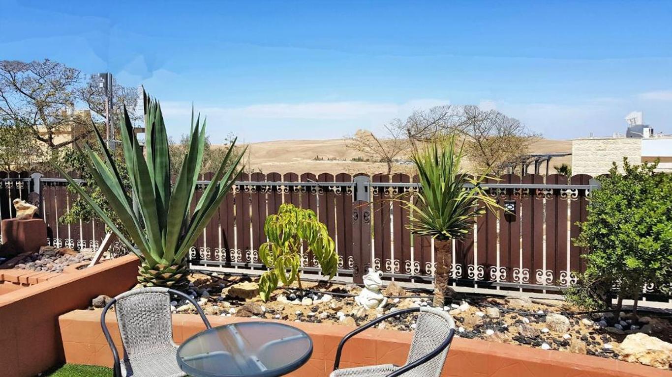 בית הארחה קלאב ים המלח