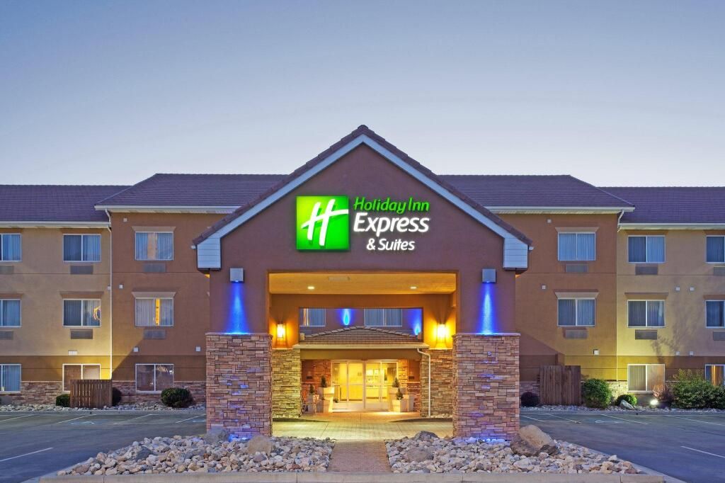 Holiday Inn Express & Suites Sandy - South Salt Lake City By IHG - Sandy - Byggnad