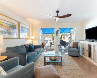 A Place In Paradise by AvantStay Key West Walkable w Shared Pool Week Long Stays Only - Cayo Hueso - Sala de estar