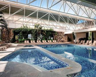 Hotel Hacienda Cantalagua Golf - Contepec - Pool