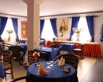 Jet Hotel - Duala - Restaurante