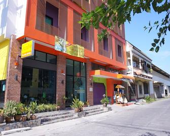 Pama House Apartment - Nakhon Si Thammarat - Building
