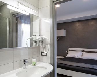 B&b Amica Geniale - Napoli