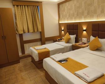 Riva International - Mumbai - Soverom