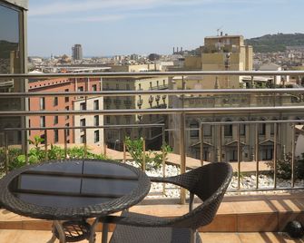 Serennia Exclusive Rooms - Barcelona - Balcón