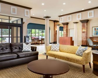 Baymont by Wyndham Bremerton WA - Bremerton - Stue