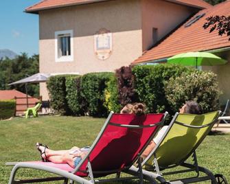 Studio Griotte vue sur les Montagnes - Saint-Bonnet-en-Champsaur - Terasa