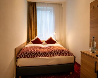 Hotel Stadion Stadt - Hamburgo - Habitación