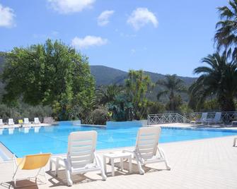 Belvilla By OYO Casa Gialla - Centola - Piscina