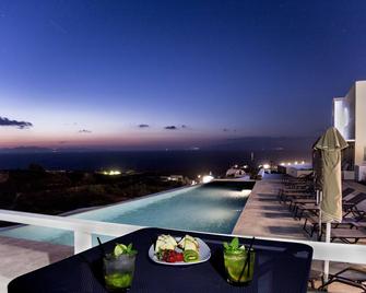 Aplai Dome - Oia - Balcone