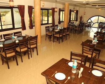 Hotel Shivalik Abu Road - Ābu Road - Restaurant