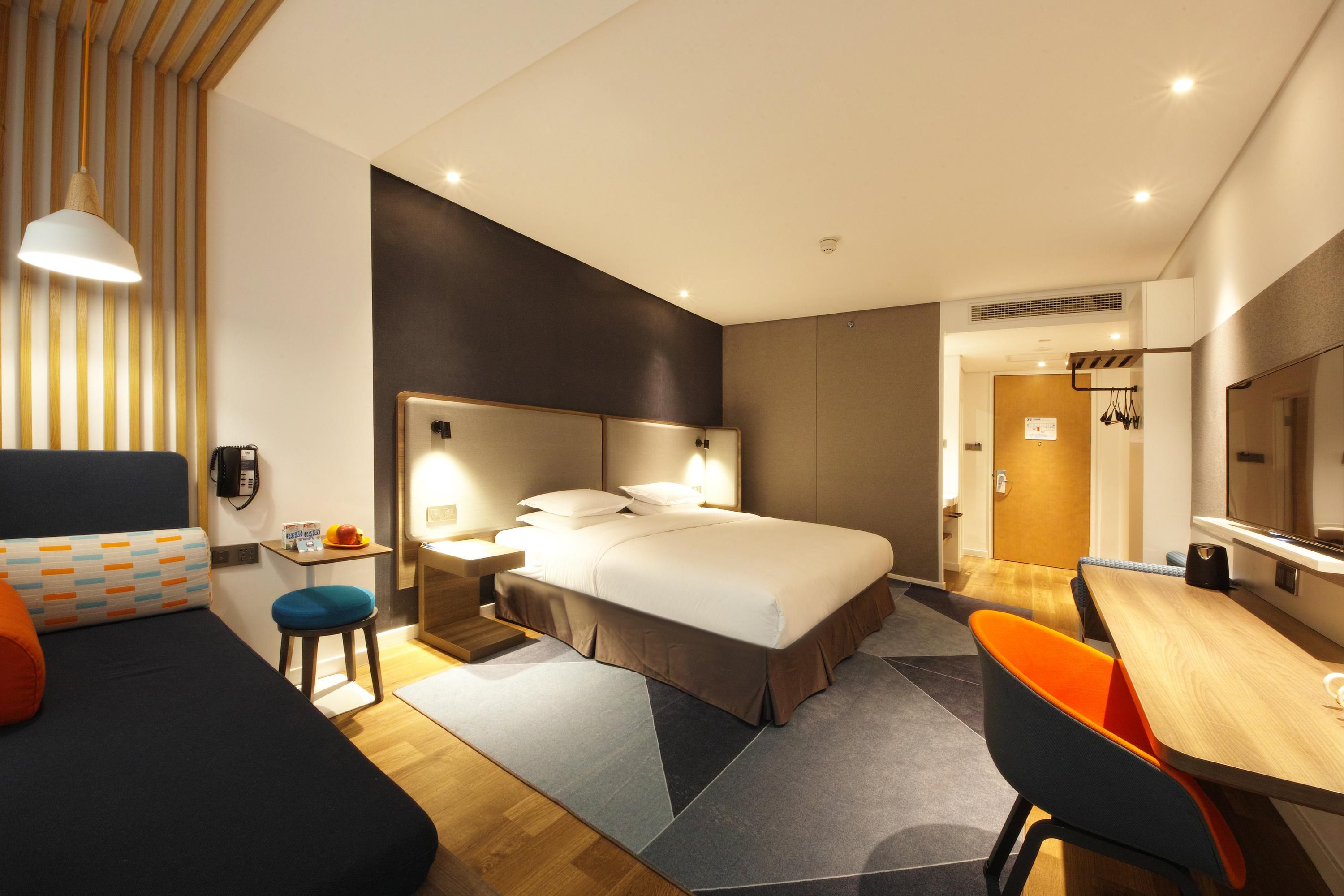 Holiday Inn Express Hefei West Railway Station by IHG thumbnail 3
