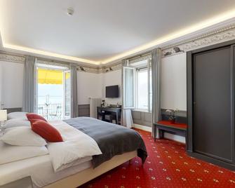 Golf Hotel René Capt - Montreux - Bedroom