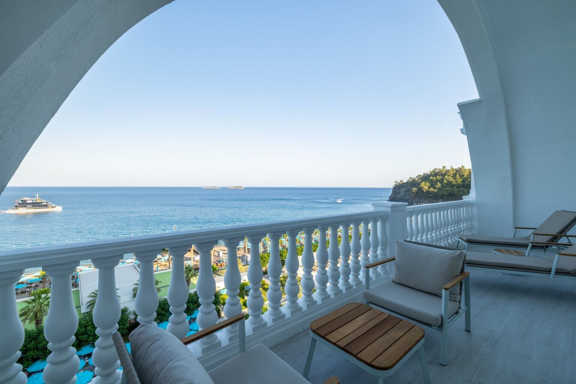 Amara Dolce Vita Luxury