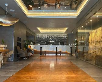 Hotel Global View Niigata - נייגאטה - דלפק קבלה