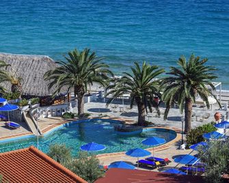 Mendi Hotel - Kalandra