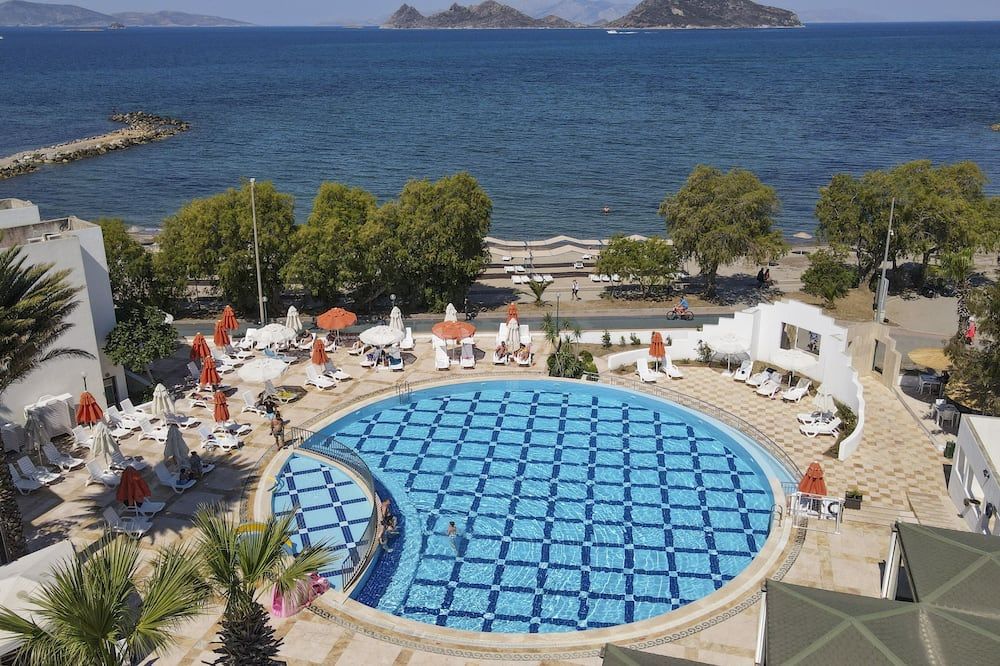 سولانا باي يلكين