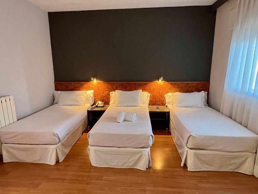 Shs Hotel Aeropuerto - מדריד - חדר שינה