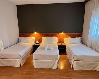 Shs Hotel Aeropuerto - Madrid - Bedroom