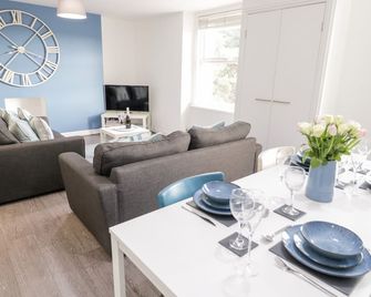 Apartment 6, Family Friendly In Llandudno - Llandudno - Dining room
