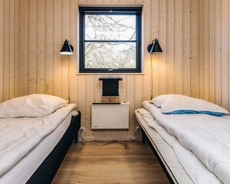 Lively Holiday Home in Vig With Whirlpool - Vig - Habitación