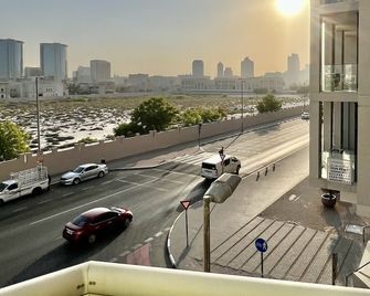 Robin Hostel Dubai - Dubaï - Balcon
