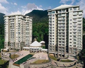 Santubong Suites Lower Level - Kampong Mangkisam - Budynek