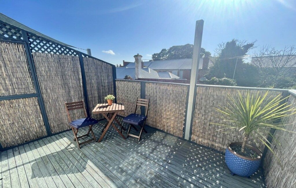 أثيلستاني هاوس