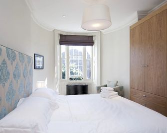 Kennington B & B - London - Bedroom