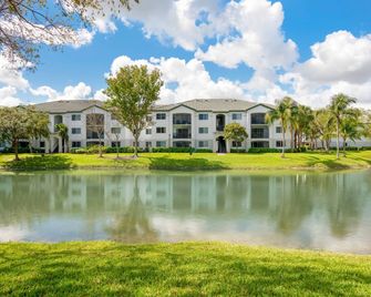 Tucker At Palm Trace Landings Fort Lauderdale - Davie - Edificio