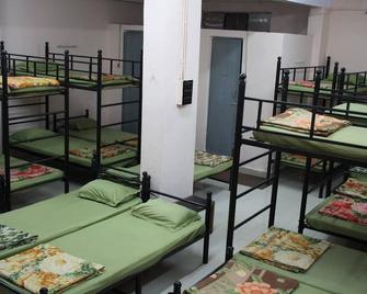 Minerva Residency - Hostel - Bengaluru - Bedroom