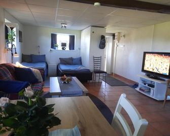 Cosy 2 bed Apartment in the Countryside - Tollarp - Wohnzimmer