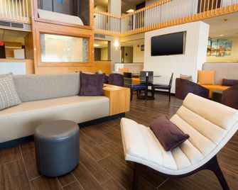 Drury Inn & Suites Austin North - אוסטין - טרקלין
