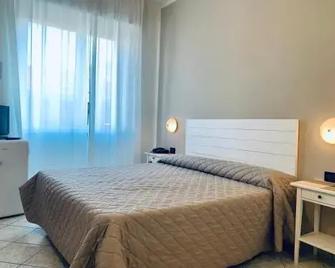 Hotel San Giorgio - Albisola Superiore - Camera da letto