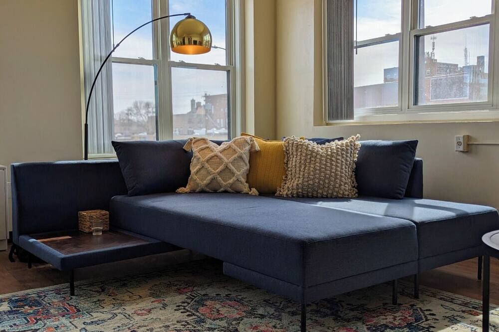 Huron's Hidden Gem: 1 Bedroom Oasis with amenities