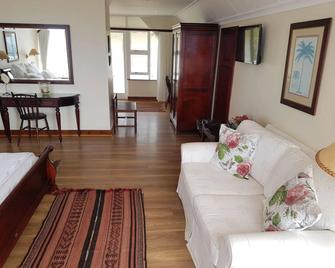 Hilltop Boutique Hotel - George - Sala de estar