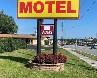Shangri La Motel - Ocala - Κτίριο