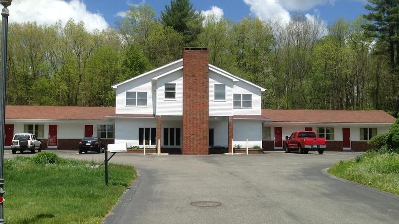 Economy Lodge 682 Main St Sturbridge