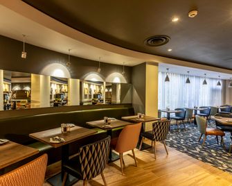 هوليداي إن لندن - ريجنت بارك، أحد الفنادق من مجموعة فنادق إنتركونتيننتال - لندن - مطعم