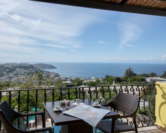 Hotel Ape Regina - Casamicciola Terme - Balcón