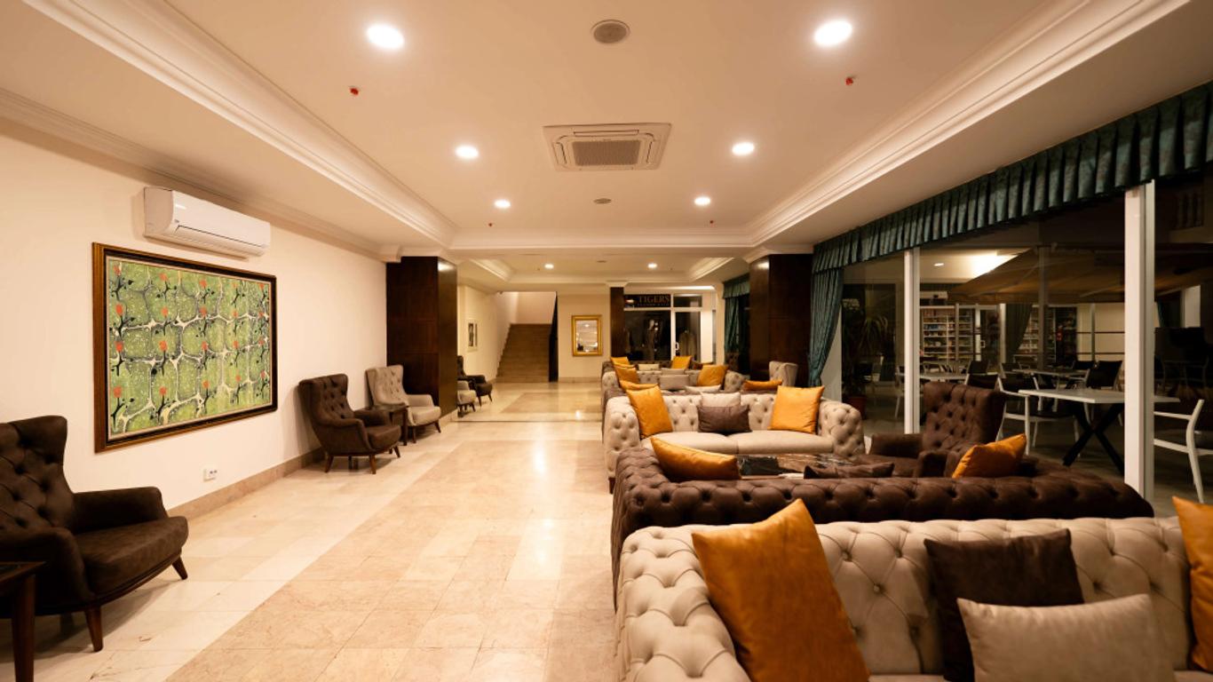Viking Garden Hotel & Spa