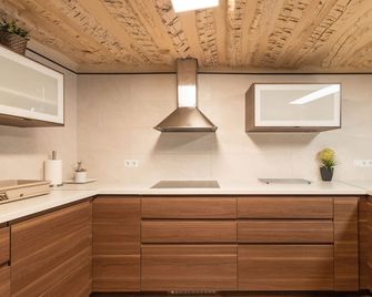 Cal Miró - Cardona - Kitchen